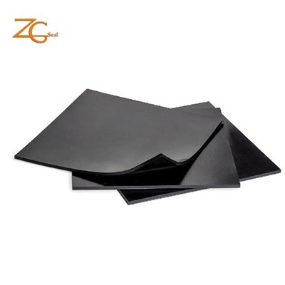 押し出されたゴムシート